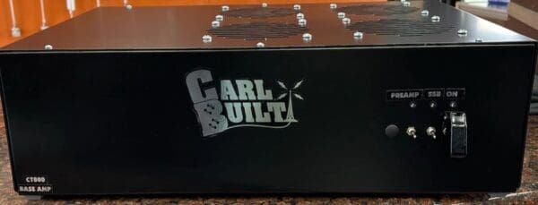 A black box with the words " carl built ".